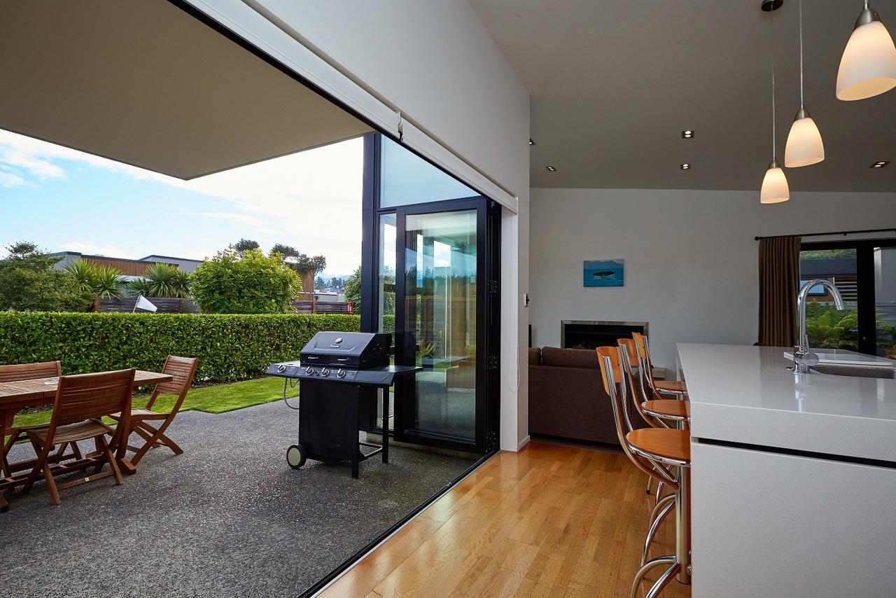 The Fairways Accommodation Kaikoura Exterior photo A sliding door